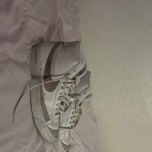 Women's White and Tan Sneakers